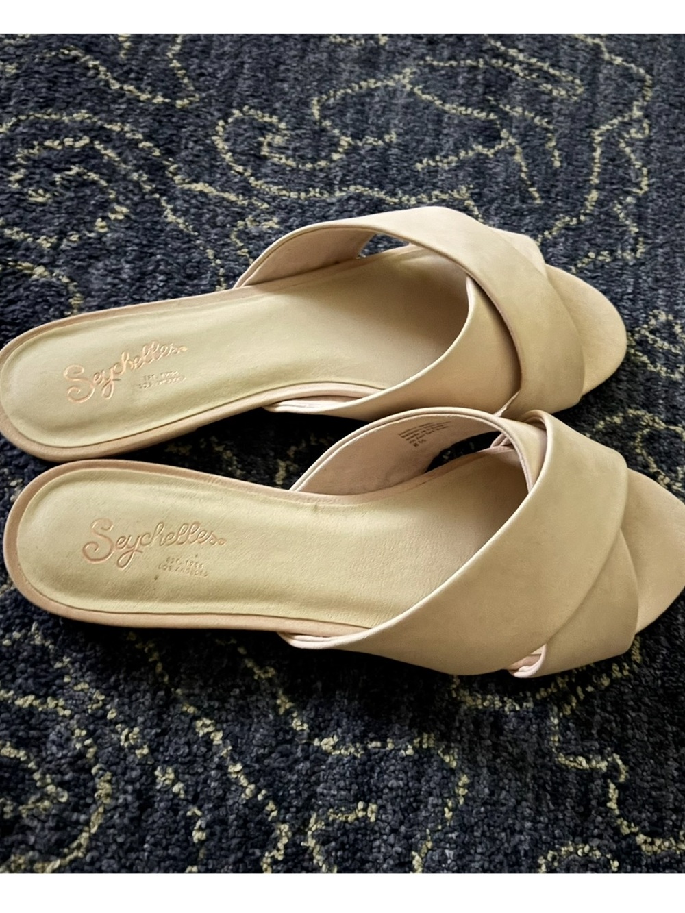 Seychelles Crisscross Slide Sandals in Light Beige